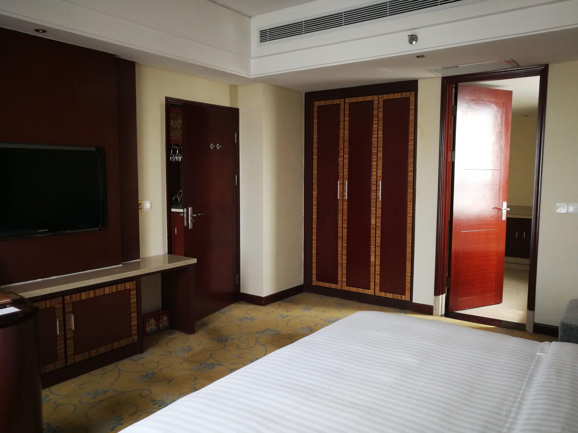 Daysun International Hotel Kanton Exterior foto