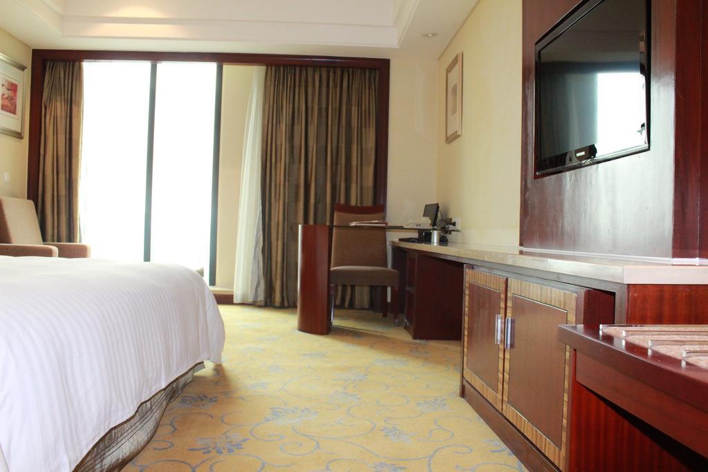 Daysun International Hotel Kanton Exterior foto