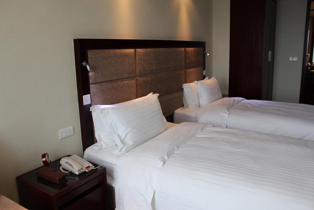 Daysun International Hotel Kanton Exterior foto