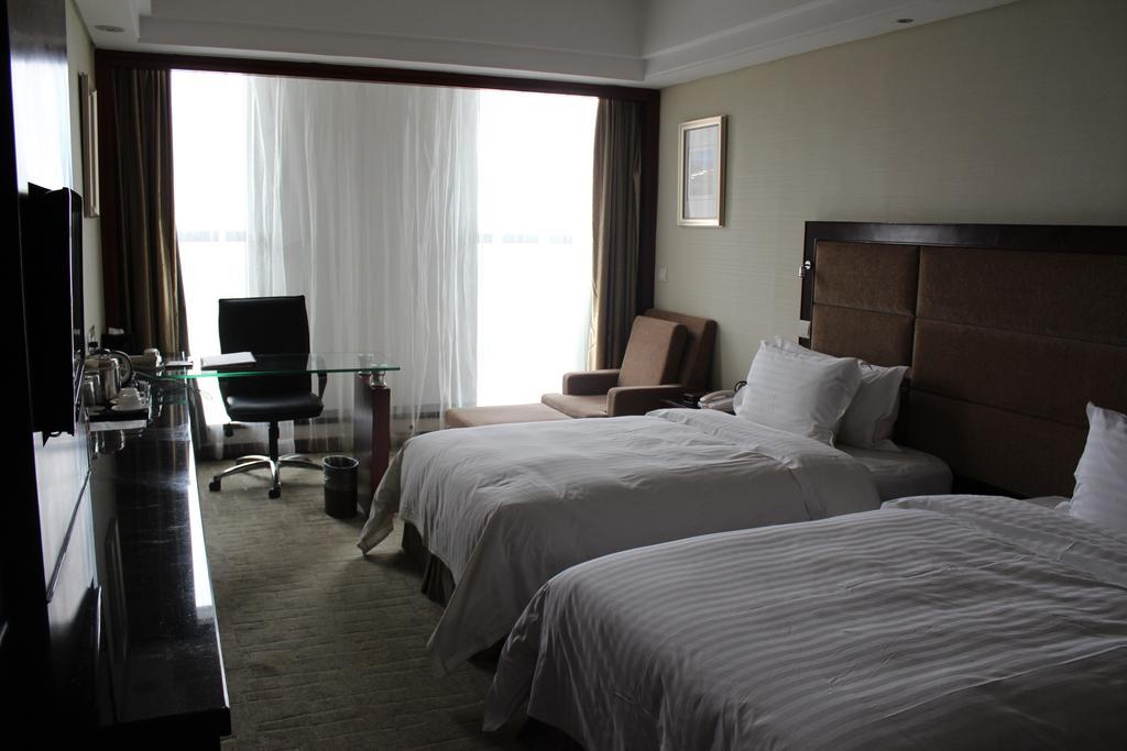 Daysun International Hotel Kanton Exterior foto